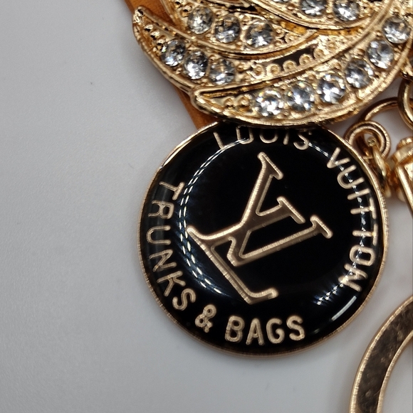 Authentic Louis Vuitton Trunks & Bags Charm And a Zipper Pull - Picture 6 of 11